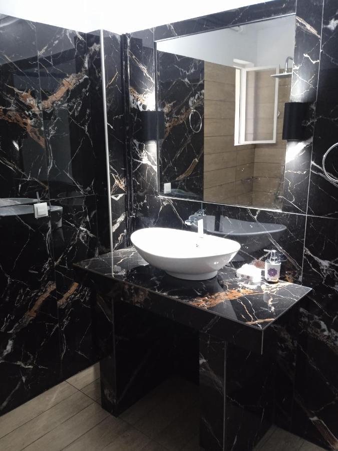 La Nonna Apartment Preveza Bagian luar foto